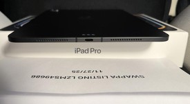 Mint
													Apple iPad Pro 11" (M4) 2024 - Unlocked, Black, 256 GB, 8 GB, A2837, Standard Glass, photo 4 of 7