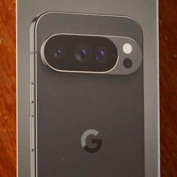Google Pixel 10 Pro - Unlocked, 128 GB, Obsidian, G4QUR