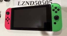 Good
													Nintendo Switch - Pink & Green, 32 GB, photo 3 of 8