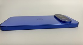 Good
													Google Pixel 10 - T-Mobile, Indigo, 128 GB, GLBW0, photo 4 of 7