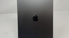 Mint
													Apple iPad Air 4th Gen - Unlocked, Gray, 64 GB, A2324, photo 2 of 6