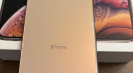 Good
													Apple iPhone Xs - Unlocked, Gold, 64 GB, A1920, photo 3 of 14