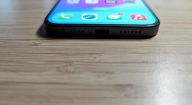 Good
													Apple iPhone 15 Plus - Unlocked, Black, 128 GB, A2847, photo 3 of 11