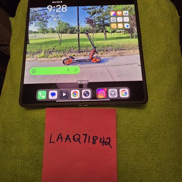 Honor Magic V2 - Unlocked Non-US, 512 GB, Black, 16 GB