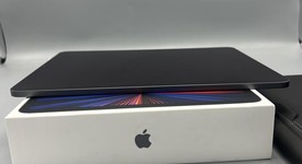 Mint
													Apple iPad Pro 12.9" 5th Gen 2021 - Wi-Fi, Gray, 128 GB, photo 4 of 9