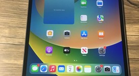 Good
													Apple iPad Pro 10.5" - Unlocked, Gray, 256 GB, photo 1 of 7
