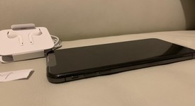 Mint
													Apple iPhone Xs Max - Unlocked, Gray, 256 GB, A1921, photo 5 of 8