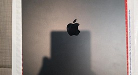 Mint
													Apple iPad Pro 13" (M5) 2025 - Unlocked, Apple M5 9-Core, Space Black, 256 GB, A3361, Standard Glass, photo 5 of 5