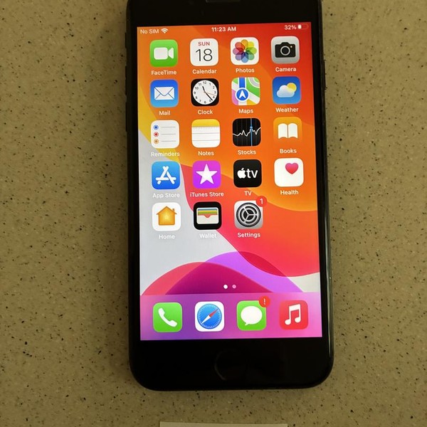 Apple iPhone 7 - Unlocked, 32 GB, Black, A1660