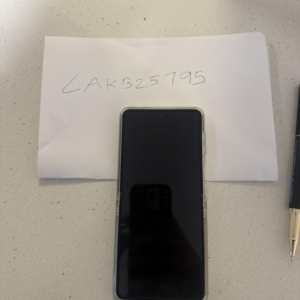 Samsung Galaxy Z Flip8 - Unlocked, 256 GB, Cream, 12 GB, SM-F776U1