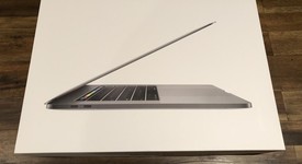 Mint
													MacBook Pro 2017 (With Touch Bar) - 15" - I7, Gray, 512 GB, 16 GB, photo 3 of 7