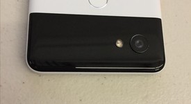 Mint
													Google Pixel 2 XL - Verizon, Black & White, 128 GB, Verizon Edition, photo 5 of 6