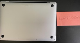 Good
													MacBook Pro 2017 (With Touch Bar) - 13" - I7, Gray, 256 GB, 16 GB, photo 3 of 6