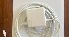 Mint
													MacBook Air 2020 - 13" - I3, Gray, 256 GB, 16 GB, photo 1 of 13