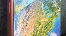 Good
													Apple iPhone 17 Pro - Unlocked, Cosmic Orange, 256 GB, A3256, photo 5 of 14