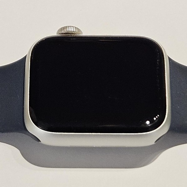 Apple Watch SE 2nd Gen 40mm - Unlocked, Silver, A2726 - Cellular, Aluminum