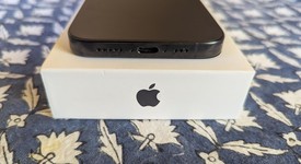 Mint
													Apple iPhone 16 Pro - Unlocked, Black, 128 GB, A3083, photo 5 of 8