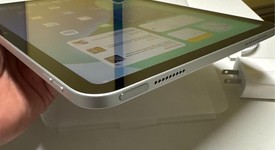 Mint
													Apple iPad 11th Gen - Wi-Fi, Silver, 128 GB, A3354, photo 4 of 7