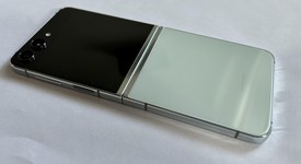 Good
													Samsung Galaxy Z Flip5 - T-Mobile, Mint, 512 GB, 8 GB, SM-F731U, photo 3 of 4
