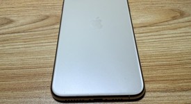 Mint
													Apple iPhone 11 Pro Max - Unlocked, Gold, 64 GB, A2161, photo 5 of 7