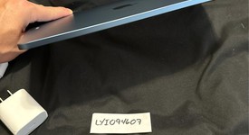 Mint
													Apple iPad Air 5th Gen - Wi-Fi, Blue, 64 GB, A2588, photo 3 of 6
