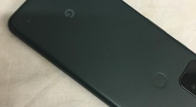 Fair
													Google Pixel 5a 5G - Unlocked, Black, 128 GB, 6 GB, photo 3 of 7
