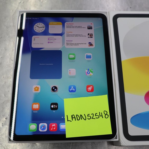 Apple iPad 11th Gen - Wi-Fi, 128 GB, Silver, A3354