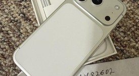 Mint
													Apple iPhone 17 Pro - AT&T, Silver, 512 GB, A3256, photo 4 of 12