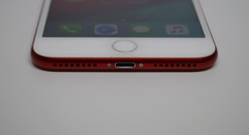 Good
													Apple iPhone 7 Plus - Unlocked, Red, 256 GB, A1661, photo 2 of 11