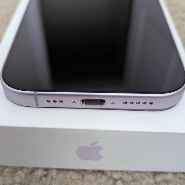 Apple iPhone 17 - Unlocked, 256 GB, Lavender, A3258