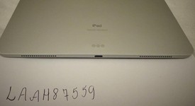 Good
													Apple iPad Pro 12.9" 4th Gen 2020 - Wi-Fi, Silver, 128 GB, A2229, photo 3 of 6