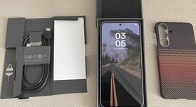Mint
													Samsung Galaxy S25 - Unlocked, Silver Shadow, 128 GB, 12 GB, SM-S931U1, photo 2 of 10