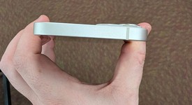 Mint
													Apple iPhone 13 - Unlocked, Starlight, 128 GB, A2482, photo 4 of 9