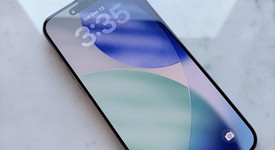 Mint
													Apple iPhone 15 Pro Max - Unlocked, Natural, 256 GB, A2849, photo 1 of 8