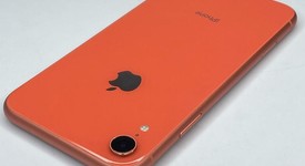 Mint
													Apple iPhone Xr - Unlocked, Coral, 64 GB, A1984, photo 4 of 7