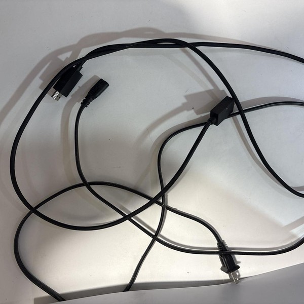 PlayStation 5 Standard Edition (2020) - 825 GB, White, Standard Edition