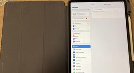 Mint
													Apple iPad Pro 12.9" 6th Gen 2022 - Wi-Fi, Gray, 128 GB, photo 5 of 12