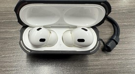 Used
													Apple AirPods Pro 2 - USB-C, photo 3 of 5