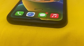 Mint
													Apple iPhone Xr - Unlocked, Black, 64 GB, A1984, photo 2 of 12
