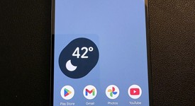 Good
													Google Pixel 9 Pro - Verizon, Obsidian, 128 GB, 16 GB, GR83Y, photo 2 of 11