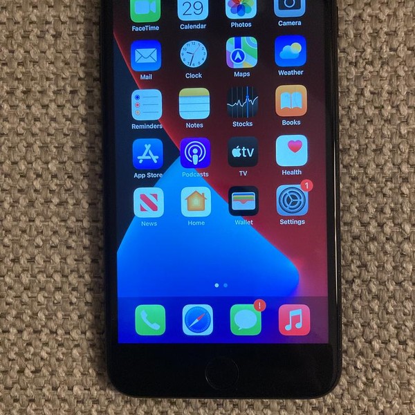 Apple iPhone 7 Plus - TracFone, 32 GB, Black, 3 GB, A1661