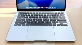 Good
													MacBook Air 2025 (M4) - 13" - Apple M4, Sky Blue, 256 GB, 16 GB, photo 1 of 12