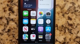 Mint
													Apple iPhone SE 2nd Gen 2020 - Unlocked, Black, 64 GB, A2275, photo 1 of 10