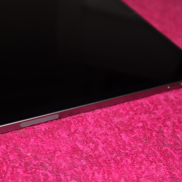 Apple iPad Pro 12.9 inch 6th Gen 2022 - Unlocked, 128 GB, Gray