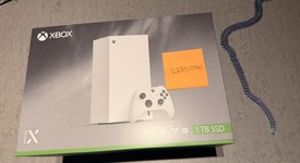 New
													Xbox Series X (2020) - Robot White, 1 TB, All-Digital, photo 2 of 9