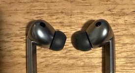 Used
													Samsung Galaxy Buds3 Pro - Silver, photo 5 of 8