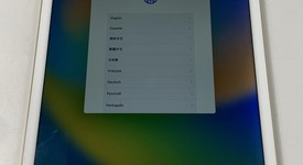 Good
													Apple iPad Pro 12.9" 1st Gen 2015 - Unlocked, Gold, 256 GB, A1652, 1st Gen 2015, photo 1 of 7