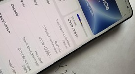 Mint
													OnePlus 13 - Unlocked, Black Eclipse, 256 GB, 12 GB, photo 5 of 16