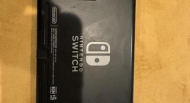 Good
													Nintendo Switch - Red & Blue, 32 GB, photo 4 of 7