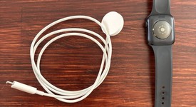 Mint
													Apple Watch SE 2nd Gen 40mm - Midnight, A2722 - GPS, Aluminum, photo 3 of 11
